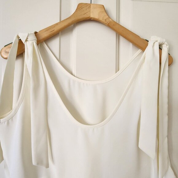 Cream Sleeveless Cami Blouse Cropped Tie Straps Ruffle Lightweight Beach Pool - Picture 3 of 7